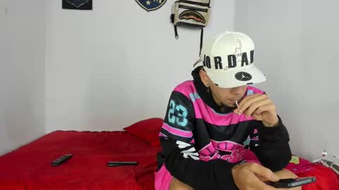 johan_and_antonella online show from November 2, 5:29 am