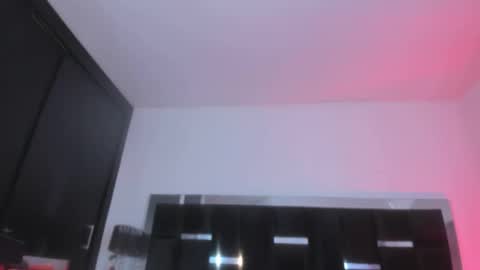 johan_bigcock999 online show from June 1, 7:37 pm
