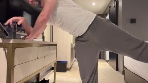 J online show from October 24, 11:00 am