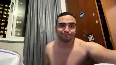Snapshot of johnjow10 chatting on February 25, 10:42 pm JOHN online show from February 25, 10:42 pm