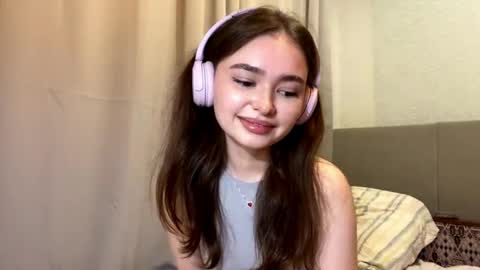 Luna 3 online show from June 6, 1:39 pm