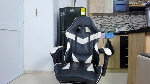 JOHNNY online show from December 3, 1:37 am