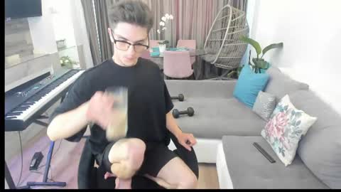 Johnny k. online show from June 23, 1:28 pm