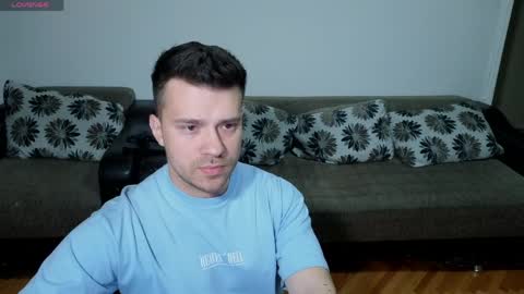 Johnny online show from April 18, 6:21 pm