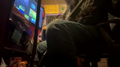 johnnyshung1 online show from February 4, 12:20 pm