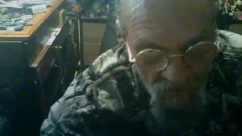 johnnyshung1 online show from November 2, 4:40 pm