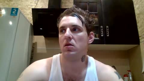 Snapshot of johny_hurdman27 chatting on March 2, 2:32 pm johny27 online show from March 2, 2:32 pm
