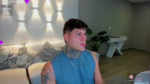 Johny online show from September 13, 7:44 am