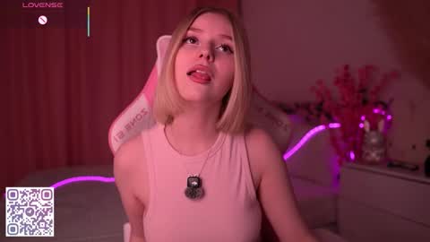 Paula online show from March 13, 2:15 am