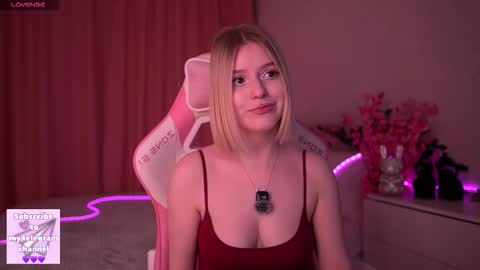 Paula online show from March 8, 12:00 am