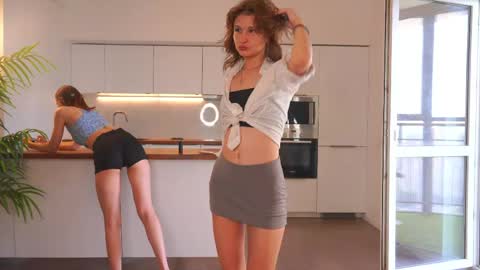 Alva online show from May 22, 1:40 pm