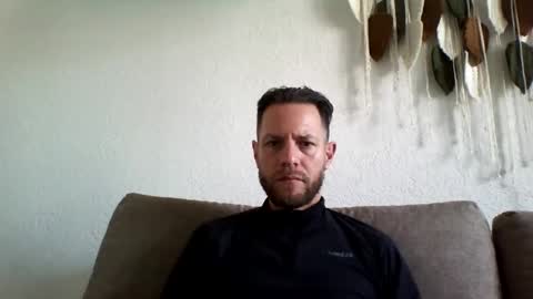 jojo19844 online show from March 3, 9:27 am