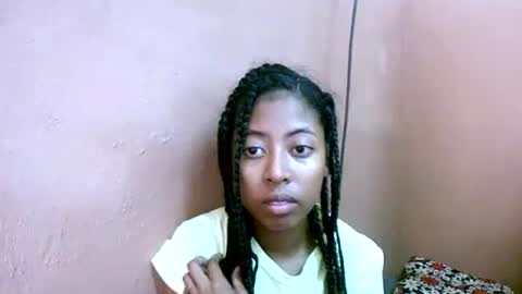 Snapshot of joliekah27 chatting on February 24, 6:38 am joliekah27 online show from February 24, 6:38 am