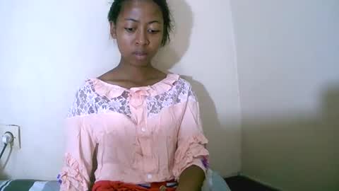 joliekah27 online show from November 14, 8:33 pm