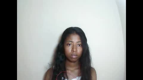 joliekah27 online show from December 5, 10:51 pm