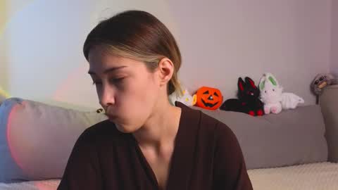Snapshot of jolyndeb chatting on October 17, 11:47 am Viola online show from October 17, 11:47 am