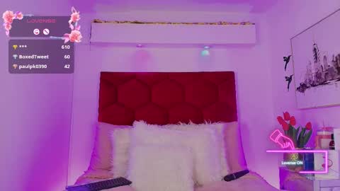 Jonas  online show from November 2, 1:33 pm