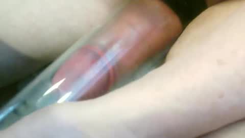 Snapshot of jonasbkk chatting on March 8, 4:45 am jonasbkk online show from March 8, 4:45 am