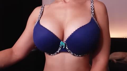 AlesyaJ online show from September 20, 8:06 am