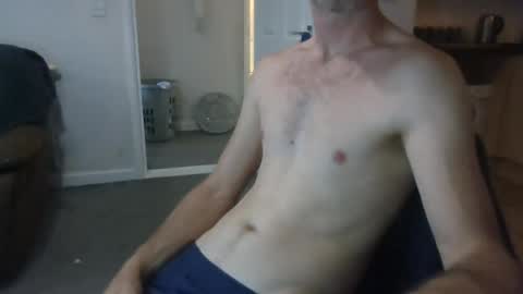 jonlow1 online show from July 25, 10:13 am