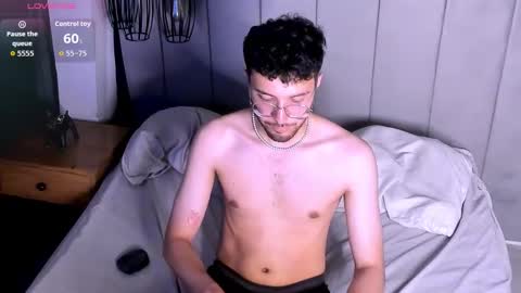 JonnyGreey online show from November 19, 10:41 pm