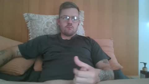 jonoy1995 online show from February 25, 4:03 am