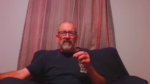 Snapshot of jony_five chatting on September 22, 1:31 am Jon online show from September 22, 1:31 am