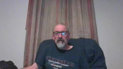 Snapshot of jony_five chatting on March 5, 1:31 am Jon online show from March 5, 1:31 am