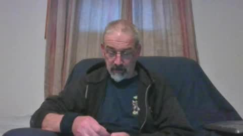 Snapshot of jony_five chatting on February 23, 2:35 pm Jon online show from February 23, 2:35 pm