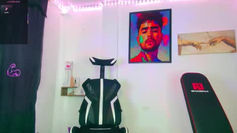 JordanRossie online show from December 21, 6:58 pm