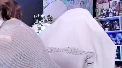 Rose online show from May 9, 5:08 pm