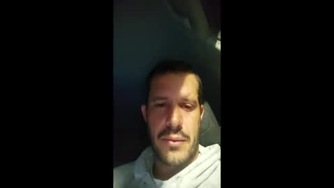 jose_985 online show from May 17, 1:15 am