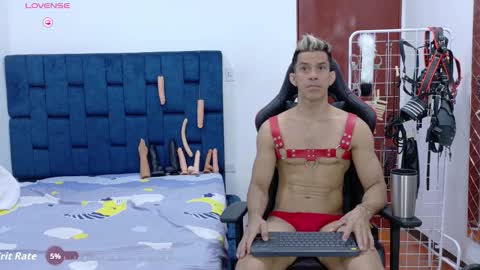 jose_rumbero91 online show from November 8, 12:24 am