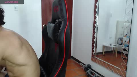 jose_rumbero91 online show from February 27, 5:15 pm