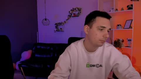 joseph_bear_ online show from April 5, 8:55 am