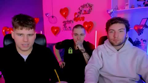 joseph_bear_ online show from February 14, 10:29 am