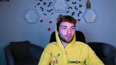 joseph_bear_ online show from October 8, 7:09 pm