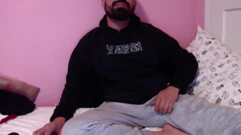 josephs1990 online show from February 13, 11:26 pm