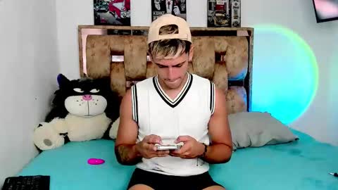 JOSH online show from November 12, 6:05 am