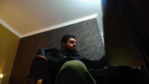 JoshKnight online show from November 19, 6:02 am