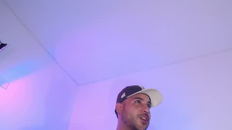 Josh -----   online show from March 6, 5:50 am