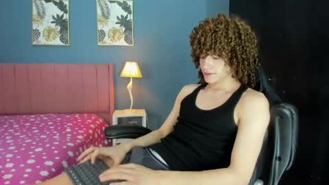 joss_shellby online show from April 29, 5:30 pm