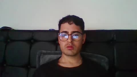 josux8 online show from December 16, 4:13 pm