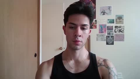 jotarojas1 online show from January 24, 7:07 pm