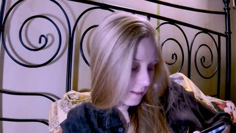 joy_keys online show from January 20, 7:57 pm