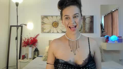 Snapshot of joycasidy chatting on October 1, 10:58 am CassidyJoy online show from October 1, 10:58 am