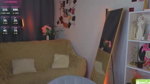 joyce_jones online show from December 1, 9:13 pm