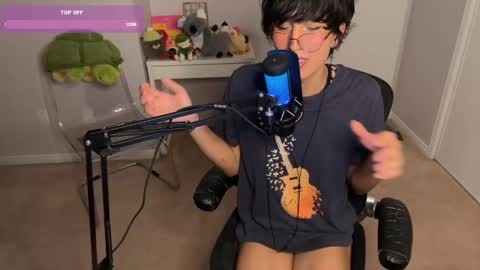 Jackie Joy online show from December 2, 11:24 pm