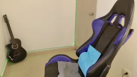 JuanDa online show from November 2, 12:10 am