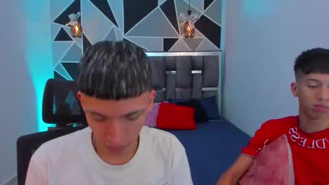 JuanSteven online show from February 3, 2:53 am